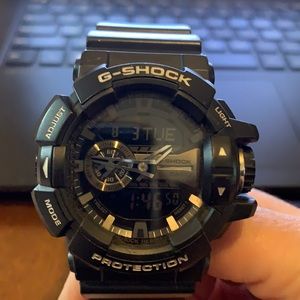 Solid black g shock watch